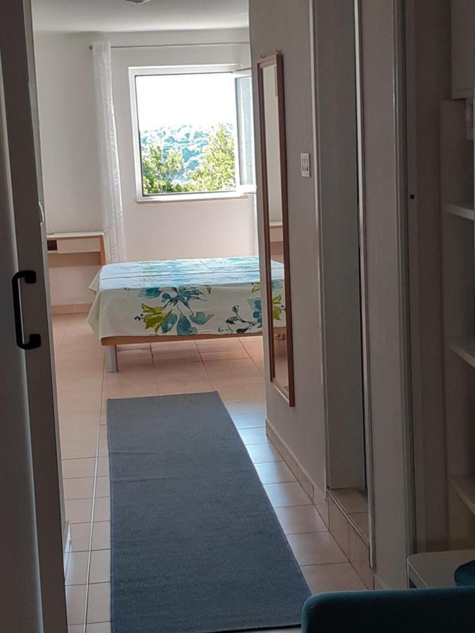 Apartment Zlata 라브 외부 사진
