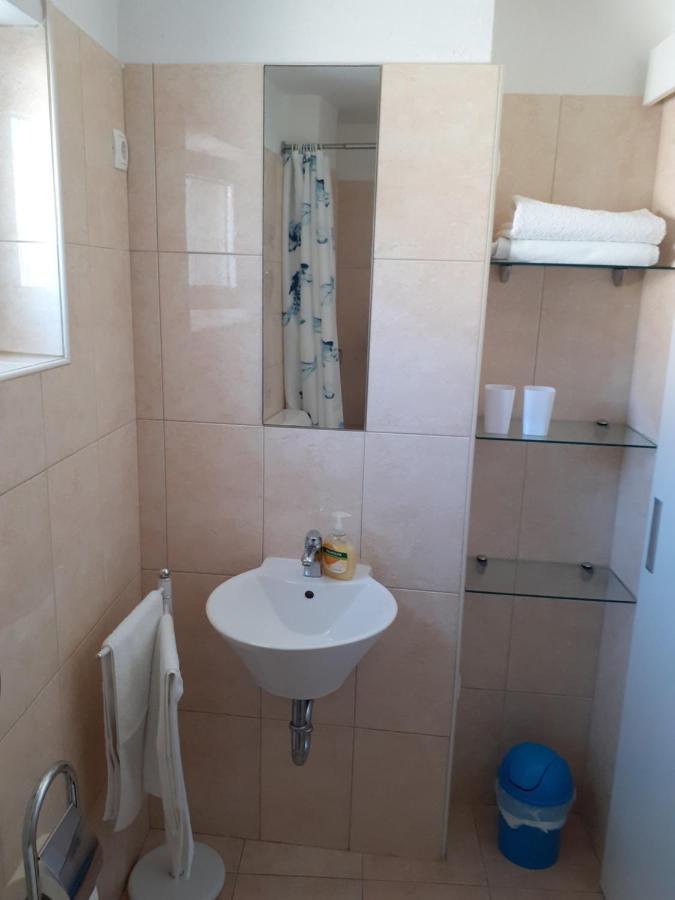 Apartment Zlata 라브 외부 사진
