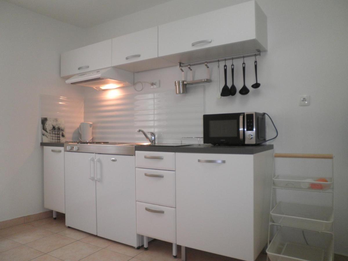 Apartment Zlata 라브 외부 사진